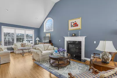 86 Louise Court, Riverhead, NY 11901 - Photo 5