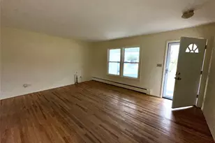 74 Clifton Pl, Port Jefferson Station, NY 11776 - Photo 9