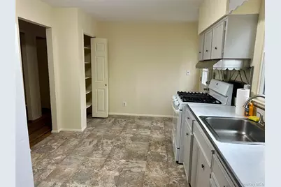 74 Clifton Place, Port Jefferson Station, NY 11776 - Photo 5