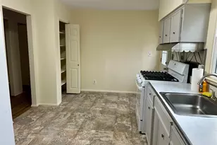 74 Clifton Pl, Port Jefferson Station, NY 11776 - Photo 5