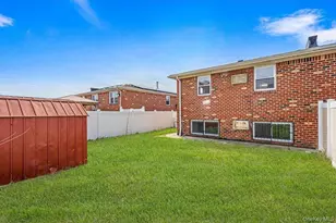 134-15 160th St, Rochdale, NY 11434 - Photo 15