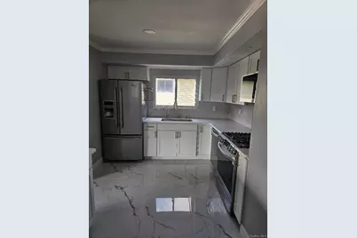 149 Truxton Road, Dix Hills, NY 11746 - Photo 11