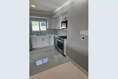 149 Truxton Road, Dix Hills, NY 11746 - Photo 19