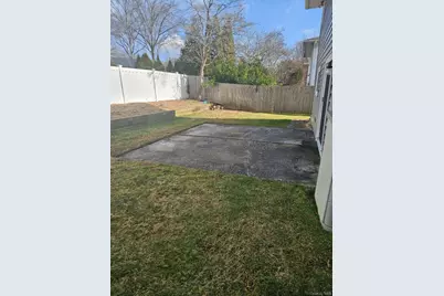 149 Truxton Road, Dix Hills, NY 11746 - Photo 3