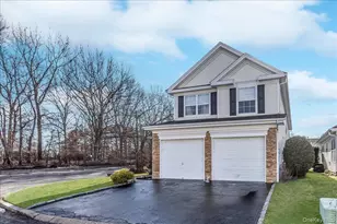 12 Jennifer Ln, Middle Island, NY 11953 - Photo 3