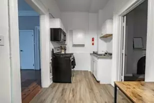 226 Montgomery St, Newburgh, NY 12550 - Photo 3