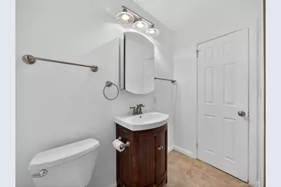 180 W Washington Avenue, Pearl River, NY 10965 - Photo 17