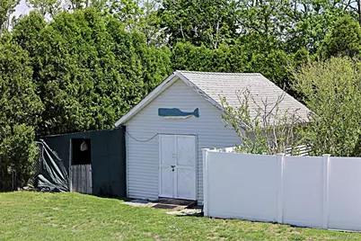 56861 Private Rd B (Main), Southold, NY 11971 - Photo 29