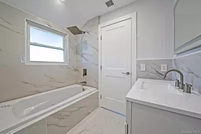 141 Wilmot Road, Scarsdale, NY 10583 - Photo 31