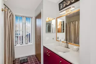 8 Davids Ln, Ossining, NY 10562 - Photo 17