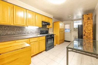 621 Avenue Y, Brooklyn, NY 11235 - Photo 15