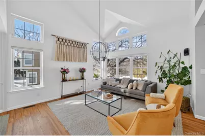 305 Rockwood Court, Yorktown Heights, NY 10598 - Photo 7