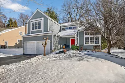 305 Rockwood Court, Yorktown Heights, NY 10598 - Photo 3