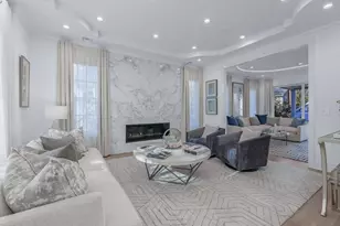 [Address not provided], Great Neck, NY 11021 - Photo 3