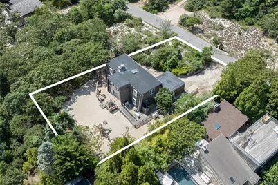 54 Cliff Road, Amagansett, NY 11930 - Photo 11