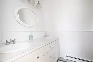 54 Cliff Rd, Amagansett, NY 11930 - Photo 3