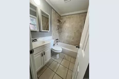 100 Lexington Avenue, Holbrook, NY 11741 - Photo 11