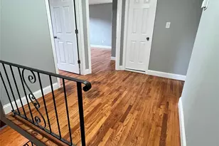 100 Lexington Ave, Holbrook, NY 11741 - Photo 13