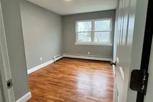 100 Lexington Ave, Holbrook, NY 11741 - Photo 15