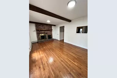 100 Lexington Avenue, Holbrook, NY 11741 - Photo 5