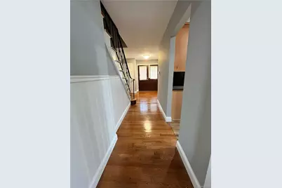 100 Lexington Avenue, Holbrook, NY 11741 - Photo 3