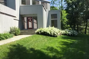 637 Long Hill Rd W, Briarcliff Manor, NY 10510 - Photo 3