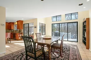 637 Long Hill Rd W, Briarcliff Manor, NY 10510 - Photo 9