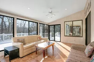 637 Long Hill Rd W, Briarcliff Manor, NY 10510 - Photo 15