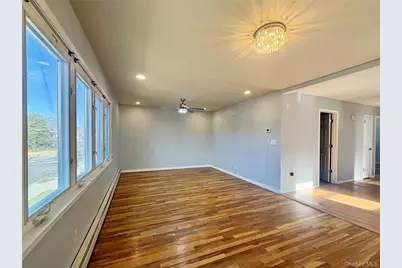 [Address not provided], Valley Stream, NY 11581 - Photo 3