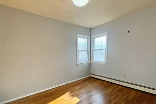 [Address not provided], Valley Stream, NY 11581 - Photo 9