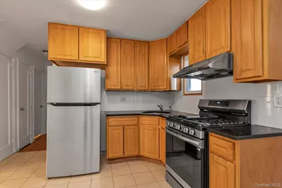 5 White Street, Valley Stream, NY 11580 - Photo 5