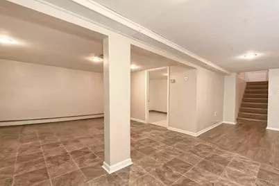 534 Hyman Avenue, West Islip, NY 11795 - Photo 19