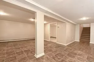 534 Hyman Ave, West Islip, NY 11795 - Photo 19