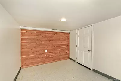 534 Hyman Avenue, West Islip, NY 11795 - Photo 21