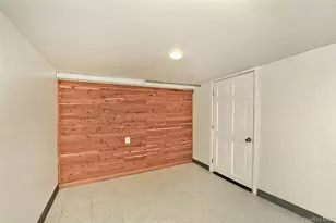 534 Hyman Ave, West Islip, NY 11795 - Photo 21