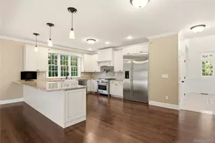 69 Old Depot Rd, Quogue, NY 11959 - Photo 9