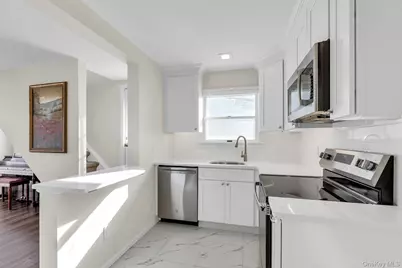 26 Namkee Lane, Blue Point, NY 11715 - Photo 7