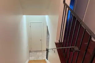 7 Dune Ct, Bronx, NY 10473 - Photo 13