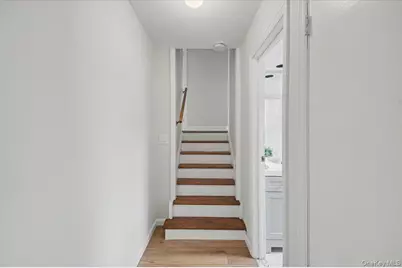 60 Park Avenue, West Harrison, NY 10604 - Photo 9