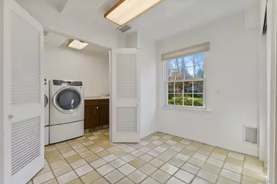 21 Kolbert Drive, Scarsdale, NY 10583 - Photo 37