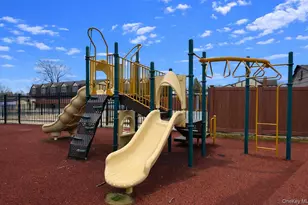 12 Quail Run Dr, Deer Park, NY 11729 - Photo 41