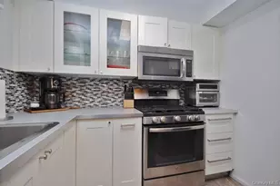 14 Somerset Dr, Suffern, NY 10901 - Photo 3