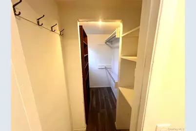 20 W Belmont Street, Bay Shore, NY 11706 - Photo 9