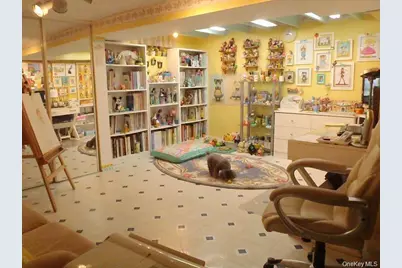 13827 91st Avenue, Jamaica, NY 11435 - Photo 33