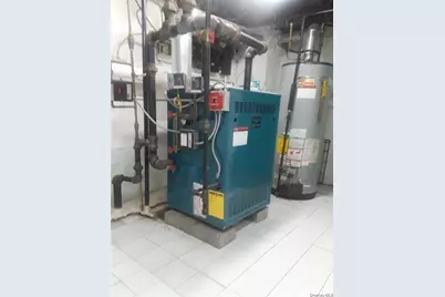 13827 91st Avenue, Jamaica, NY 11435 - Photo 13