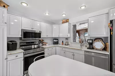 57 Lakeview Drive, Kiamesha Lake, NY 12751 - Photo 13