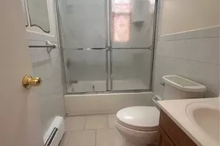 110-11 101st Ave, Richmond Hill, NY 11419 - Photo 15