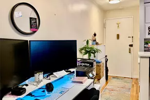 100 Lincoln Ave, Mineola, NY 11501 - Photo 9