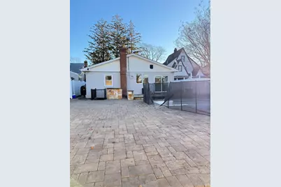 254 Park Avenue, Freeport, NY 11520 - Photo 7