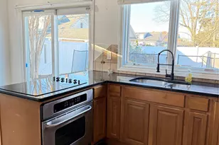 254 Park Ave, Freeport, NY 11520 - Photo 9
